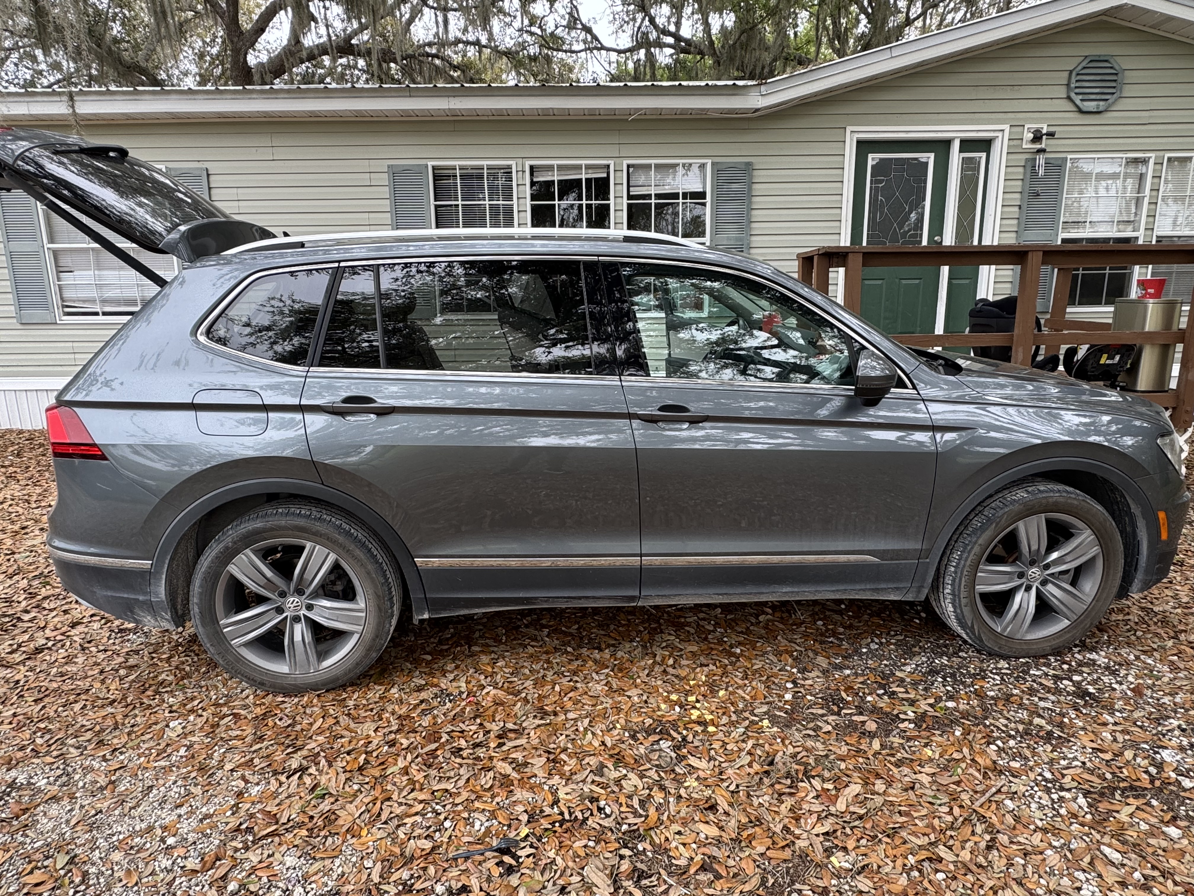 Volkswagen Tiguan before mobile car detailing service in Charlotte County, Florida