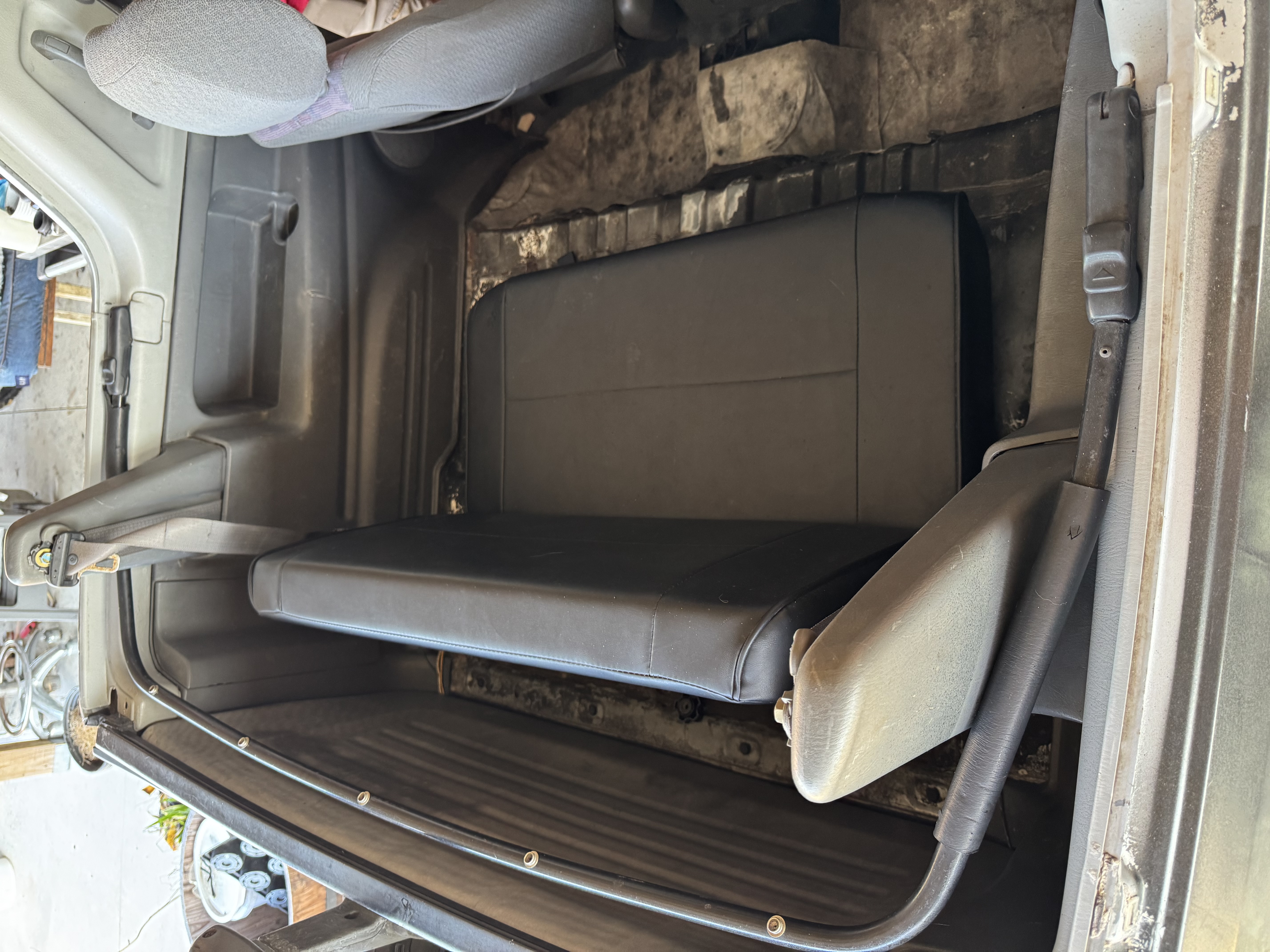 Suzuki Tracker rear bench after detailing service